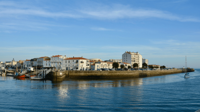 Location Airbnb aux Sables-d’Olonne en bord de mer station balnéaire en Vendée